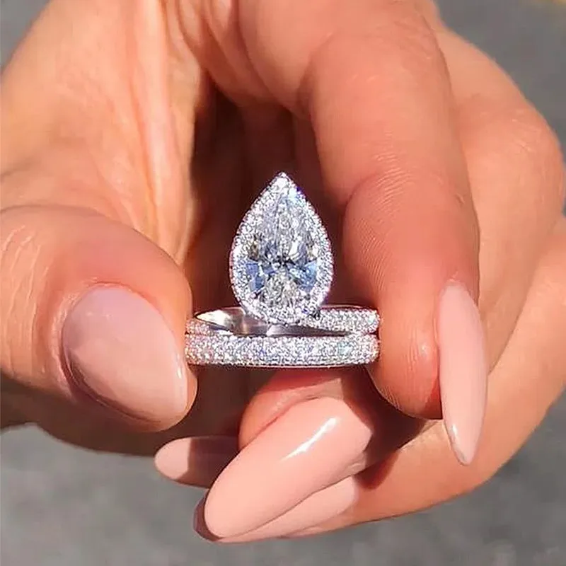 Bague-De-Fian-ailles-Style-Princesse-Avec-Gouttes-D-Eau-Et-Diamants-En-Cuivre-Pour-Femmes-Bijoux-De-Haute-l-gance-Avec-Motif-G-om-trique Bague-De-Fian-ailles-Style-Princesse-Avec-Gouttes-D-Eau-Et-Diamants-En-Cuivre-Pour-Femmes-Bijoux-De-Haute-l-gance-Avec-Motif-G-om-trique