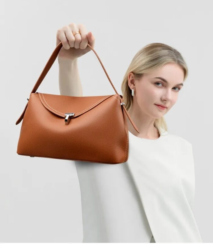 Grand-Tote-Bandouli-re-Femme-La-Mode-Avec-Verrouillage-En-PU-Carr-Sac-De-Voyage-Fashionable-Avec-Fermeture-clair-display-picture-2 Grand-Tote-Bandouli-re-Femme-La-Mode-Avec-Verrouillage-En-PU-Carr-Sac-De-Voyage-Fashionable-Avec-Fermeture-clair-display-picture-2