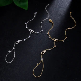 Bracelet de Main Doré