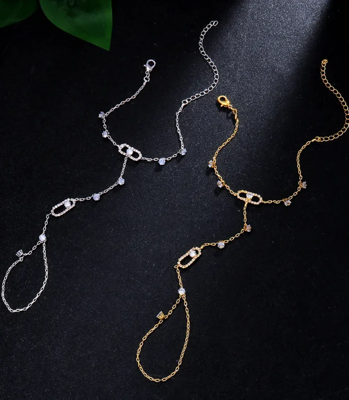 Nouvelles-Bijoux-De-Mode-Pour-Femmes-En-Cuivre-Plaqu-Platine-Avec-Strass-Style-Frais-pissure-G-om-trique-Lien-De-Doigt-Creux-display-picture-6 Nouvelles-Bijoux-De-Mode-Pour-Femmes-En-Cuivre-Plaqu-Platine-Avec-Strass-Style-Frais-pissure-G-om-trique-Lien-De-Doigt-Creux-display-picture-6