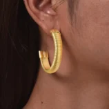 Rev-tement-PVD-Plaqu-Or-V-ritable-Or-18-Carats-Forme-C-Acier-Inoxydable-304-D-contract-e-Style-Simple-R-sistant-L-Eau-Et-Ne-Ternit-Pas-Des-Boucles-D-Oreilles-display-picture-1