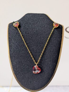 Set Collier & Boucles d’oreilles cœur rouge