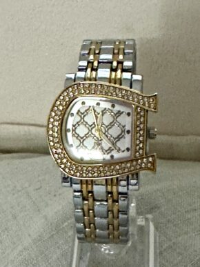 Gold white